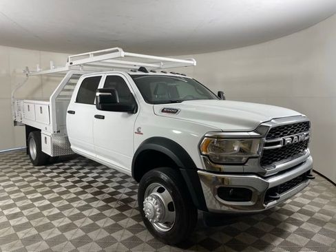 New 2024 RAM 5500 Tradesman w/ Chrome Appearance Group image 13