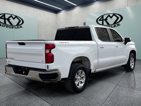 Used 2021 Chevrolet Silverado 1500 LT AWD/4WD image 3