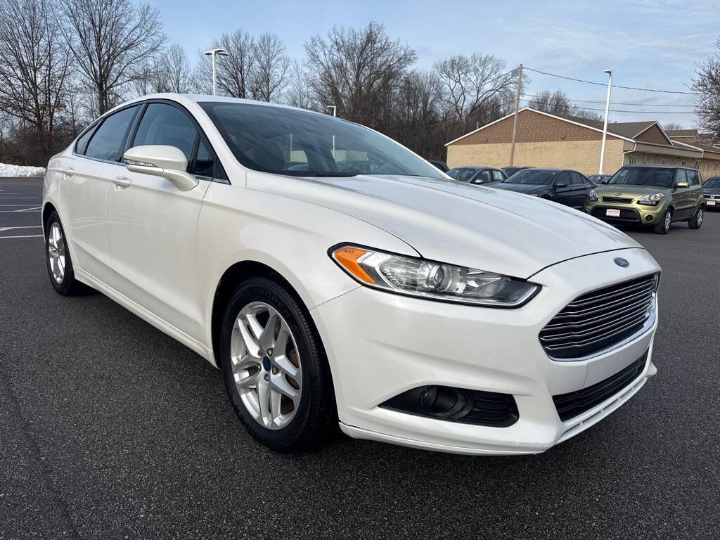 Used 2013 Ford Fusion SE FWD image 5