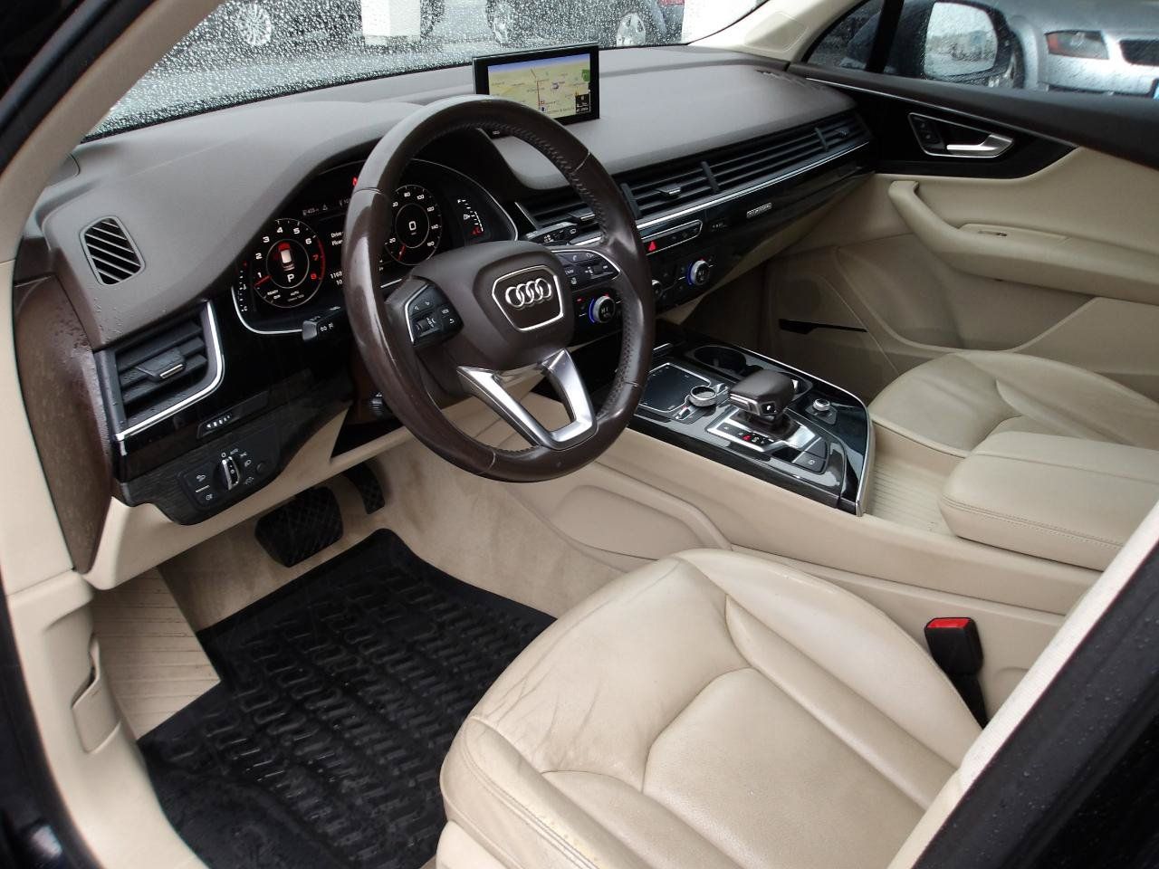 Used 2018 Audi Q7 3.0T Premium Plus AWD/4WD image 9