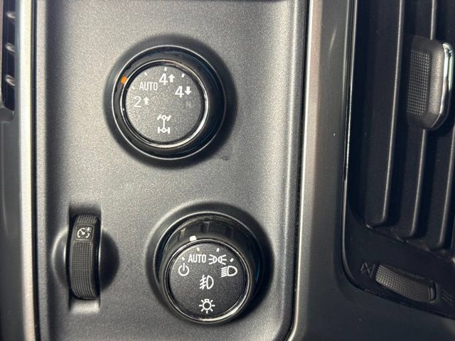 Used 2015 Chevrolet Silverado 1500 LT w/ All Star Edition AWD/4WD image 18