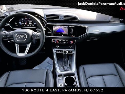 Used 2025 Audi Q3 2.0T Premium w/ Convenience Package image 13