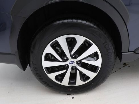 Used 2025 Subaru Outback Premium w/ Popular Package #1 image 10