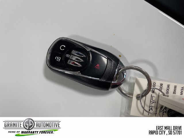 Used 2025 Buick Encore GX Preferred AWD/4WD image 18