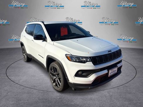 New 2026 Jeep Compass Latitude image 1