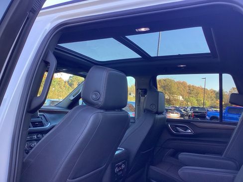 Used 2023 Chevrolet Tahoe High Country w/ Premium Package image 13