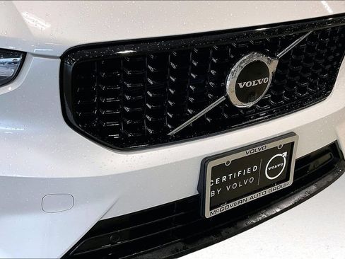 Used 2023 Volvo XC40 B5 Ultimate w/ Protection Package Premier AWD/4WD image 34