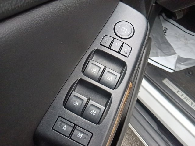 Used 2020 Chevrolet Suburban Premier RWD image 13
