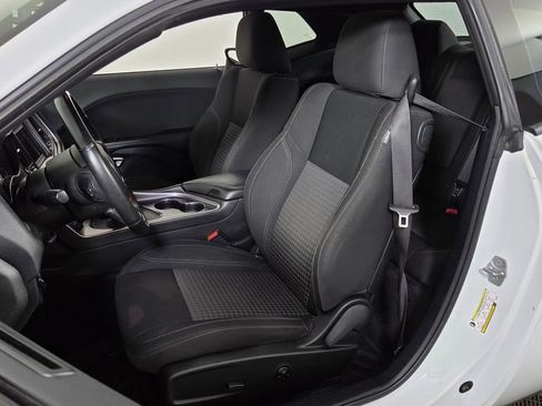 Used 2018 Dodge Challenger R/T w/ Blacktop Package RWD image 15