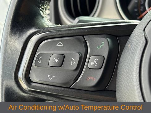 Used 2022 Jeep Wrangler Unlimited Sport AWD/4WD image 10