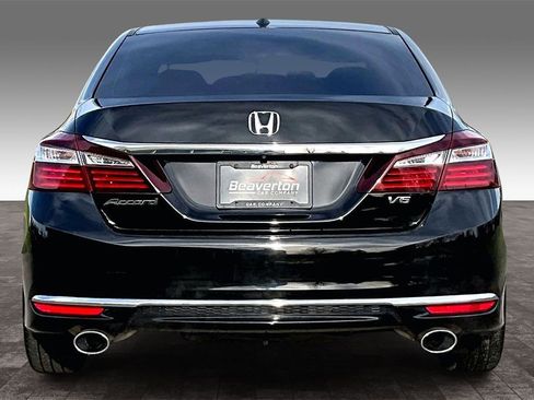 Used 2017 Honda Accord EX-L image 6