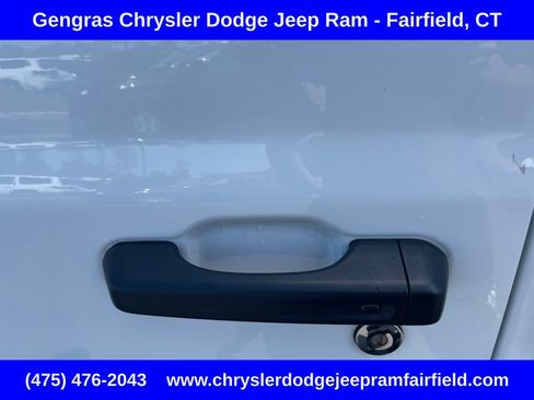 Used 2024 Jeep Wrangler Unlimited w/ Convenience Group AWD/4WD image 40