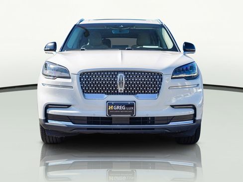 Used 2022 Lincoln Aviator Reserve w/ Equipment Group 201A image 4