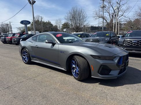Used 2025 Ford Mustang GT Premium w/ GT Performance Package image 3