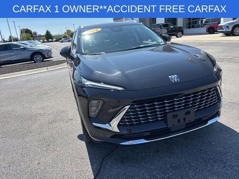 Used 2024 Buick Envision Avenir image 17