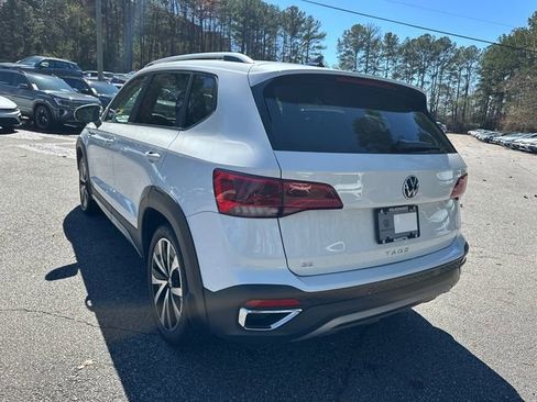 Used 2022 Volkswagen Taos SE image 7