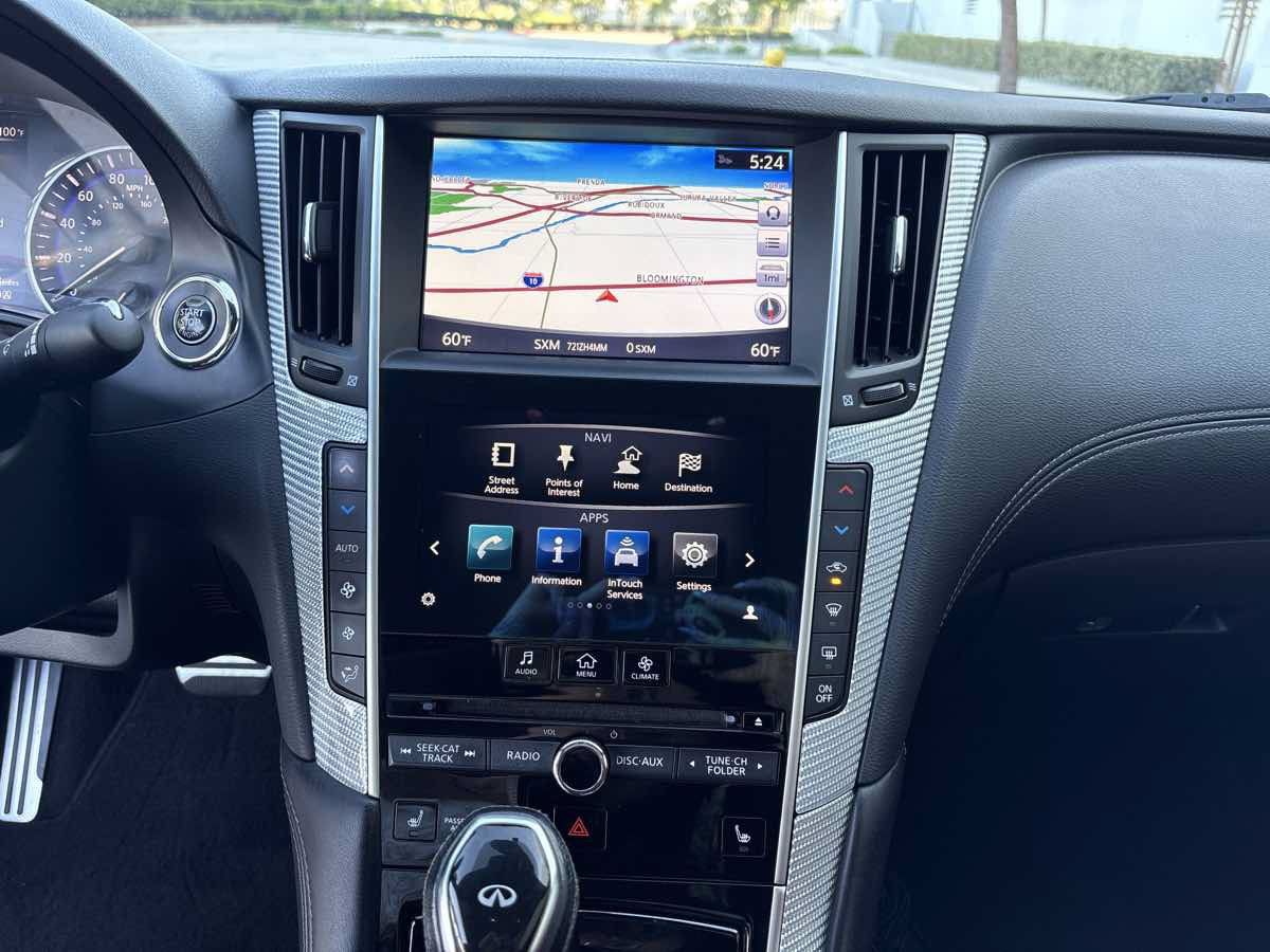 Used 2018 INFINITI Q60 Red Sport 400 w/ Sensory Package 3.0T Sport RWD image 24