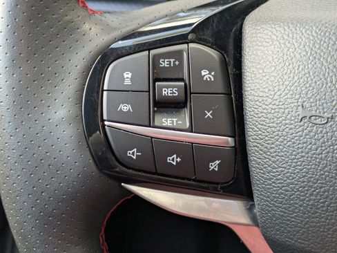 Certified 2024 Ford Explorer ST-Line w/ Class IV Trailer Tow Package image 17