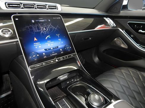 Used 2022 Mercedes-Benz S 580 4MATIC Sedan image 17