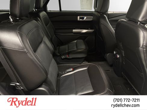 Used 2022 Ford Explorer Limited AWD/4WD image 18