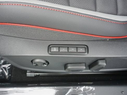 New 2025 Volkswagen GTI SE image 8