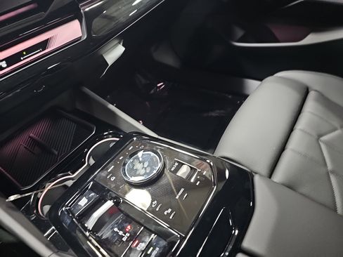 New 2026 BMW 530i xDrive 530i xDrive w/ Premium Package image 25