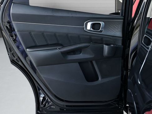 Used 2022 Kia Sorento SX image 50