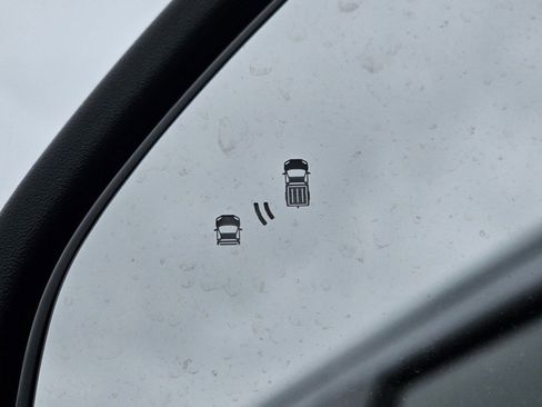 Used 2024 Ford F350 Lariat w/ Sport Appearance Package image 10