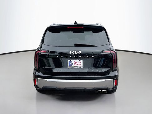 Used 2025 Kia Telluride EX FWD image 6