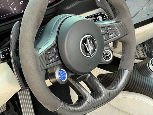 Used 2023 Maserati MC20 Spyder RWD image 24