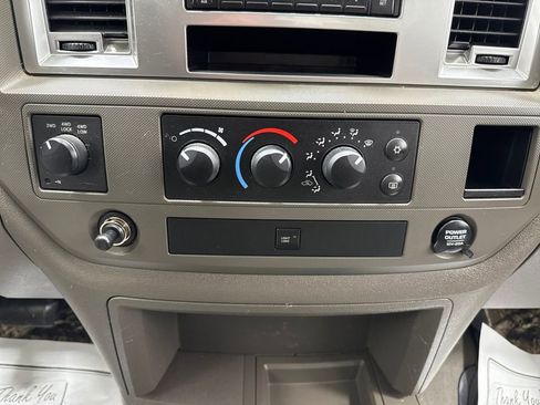 Used 2008 Dodge Ram 2500 Truck SXT w/ Protection Group image 26