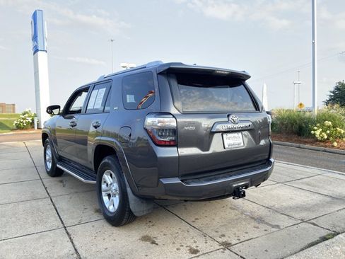 Used 2016 Toyota 4Runner SR5 Premium RWD image 9