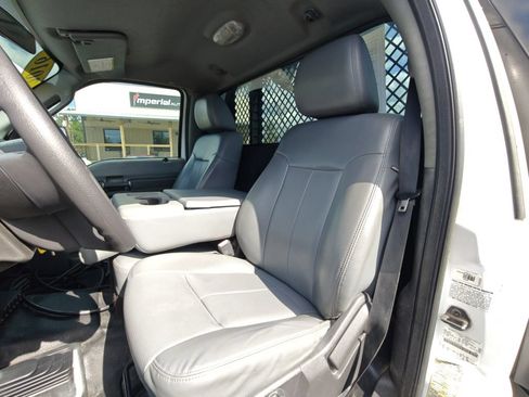Used 2016 Ford F550 4x4 Regular Cab Super Duty image 24