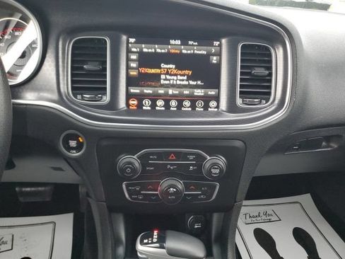 Used 2018 Dodge Charger R/T RWD image 20