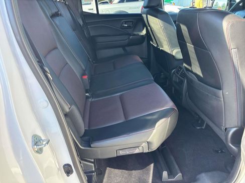 Certified 2023 Honda Ridgeline Black Edition image 17