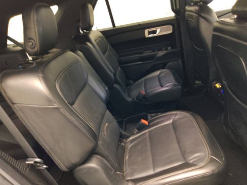 Used 2020 Ford Explorer Limited w/ Class III Trailer Tow Package image 19