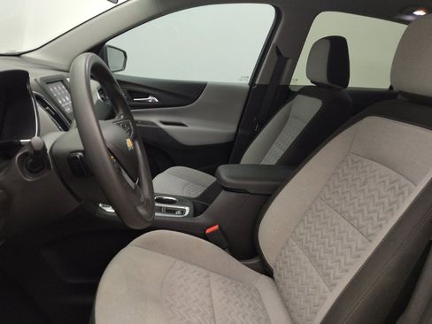 Used 2022 Chevrolet Equinox LS AWD/4WD image 17