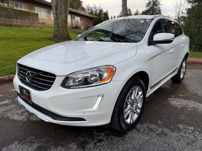 Used 2015 Volvo XC60 T5 Premier w/ Proximity Package