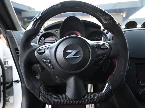 Used 2015 Nissan 370Z NISMO image 50