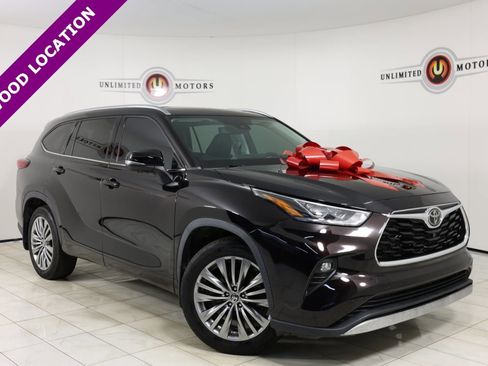Used 2021 Toyota Highlander Platinum image 1