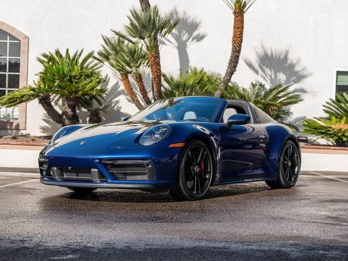Used 2024 Porsche 911 Targa 4 GTS image 8