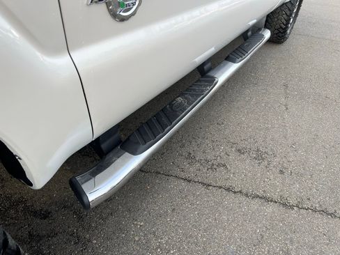 Used 2014 Ford F350 Lariat w/ Lariat Interior Package image 9