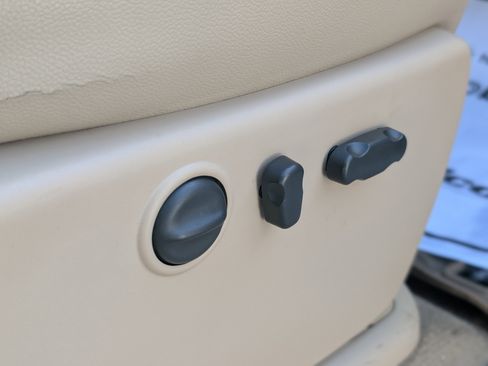 Used 2012 Chevrolet Silverado 1500 LTZ image 48