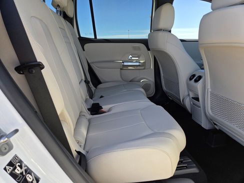 New 2026 Mercedes-Benz GLB 250 image 16