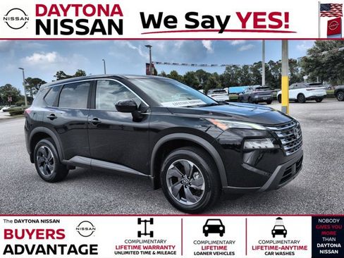 Certified 2026 Nissan Rogue SV FWD image 1