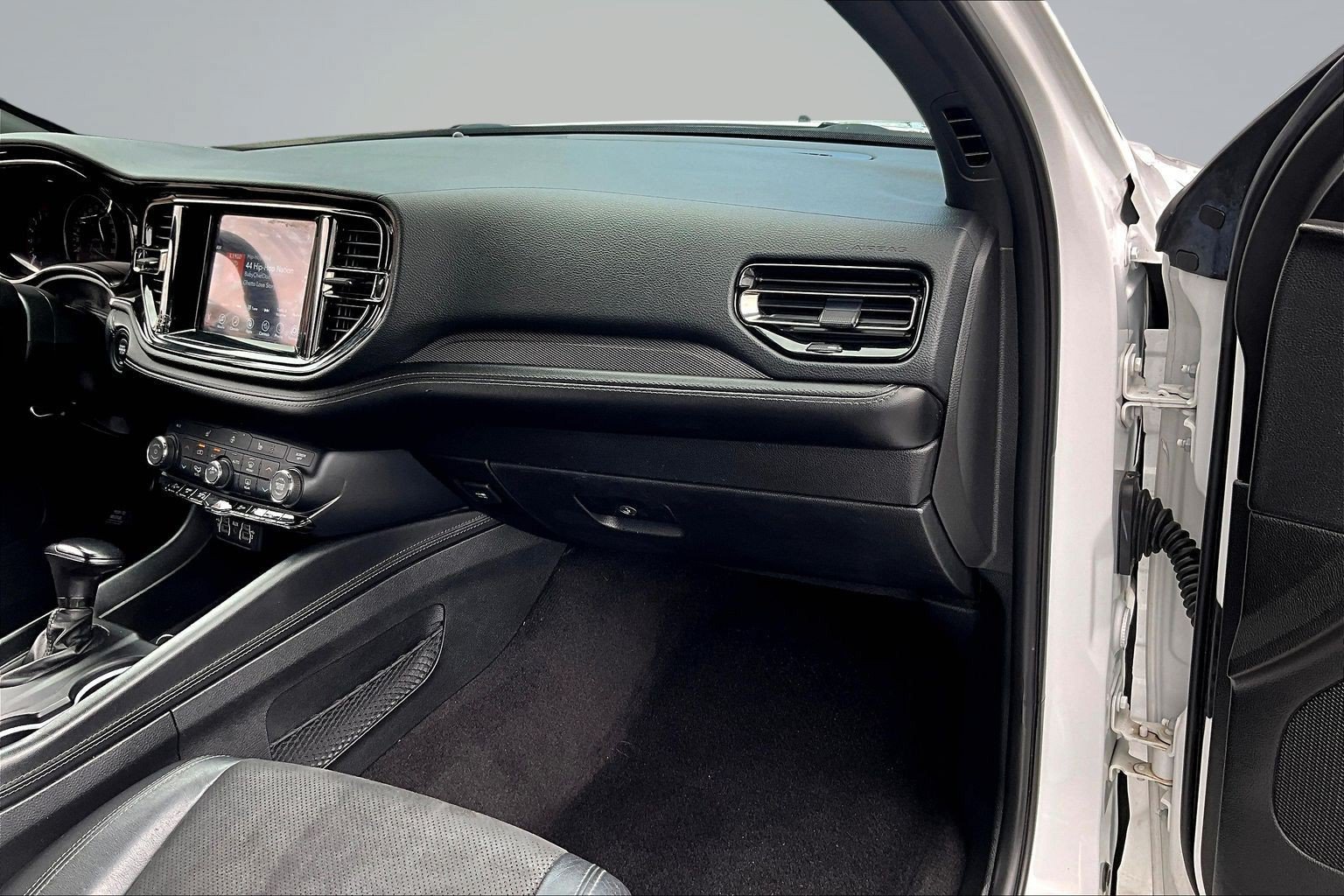 Used 2022 Dodge Durango GT RWD image 24