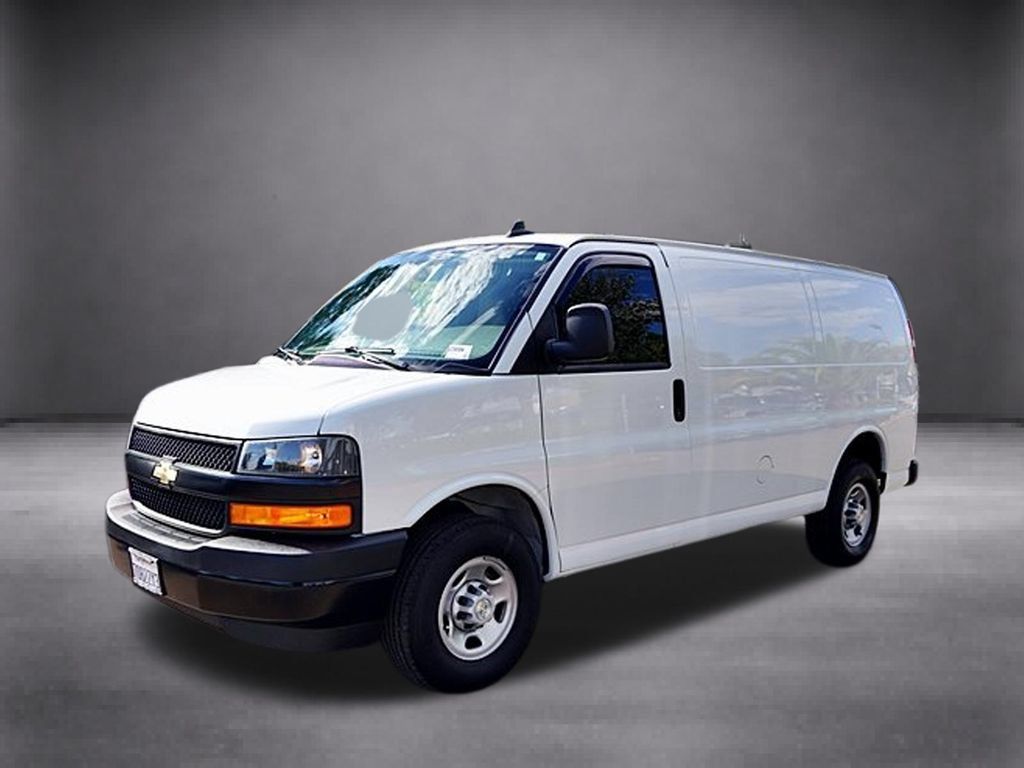 Used 2023 Chevrolet Express 2500 w/ Driver Convenience Package RWD image 10