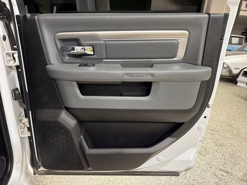 Used 2020 RAM 1500 Classic SLT image 64