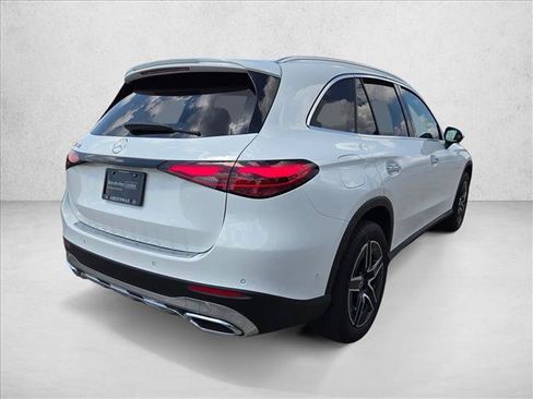 Certified 2026 Mercedes-Benz GLC 300 image 5