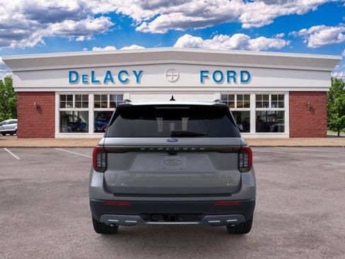 New 2026 Ford Explorer Active w/ Active Comfort Package AWD/4WD image 6